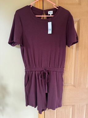 Buckle BKE Ribbed Short-Sleeve Maroon Romper - Size Small NWT